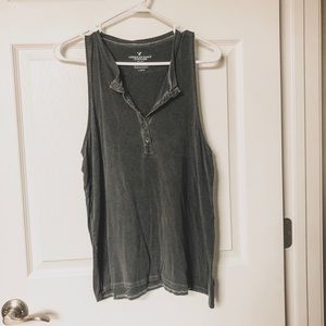 american eagle button up tank !!!